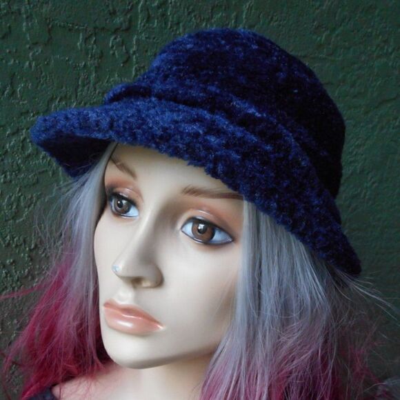 EUC VINTAGE JACOBSON'S Blue Winter Hat - Picture 1 of 6